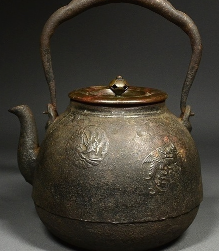 龍文堂の珍しいタイプの茶道具の価値 | 鉄瓶の買取査定情報館